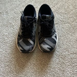 Size 7, Black and Grey patterned Brooks! Used for one year, fine condition.